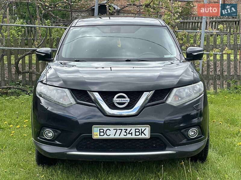 Внедорожник / Кроссовер Nissan X-Trail