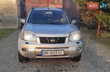 Nissan X-Trail  2005