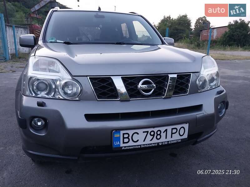 Легковые Nissan X-Trail