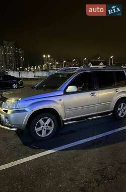 Nissan X-Trail  2005