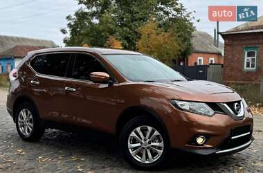 Nissan X-Trail  2015