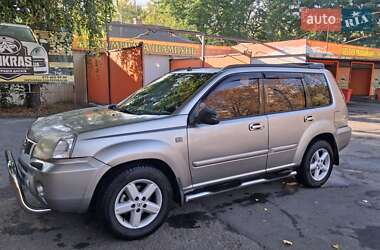 Nissan X-Trail  2004