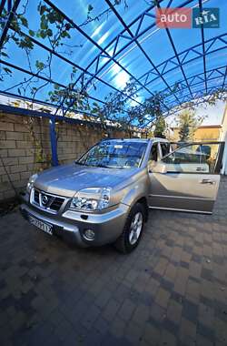 Nissan X-Trail  2003