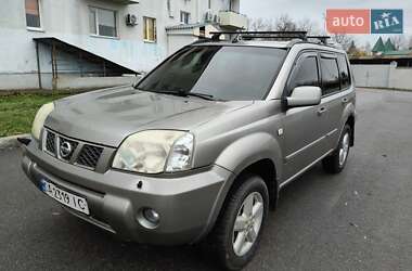 Nissan X-Trail  2005