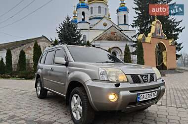 Nissan X-Trail  2005