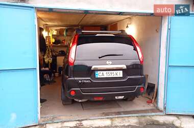 Nissan X-Trail  2010