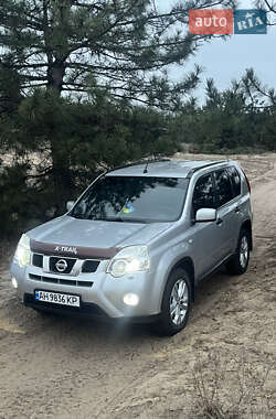Nissan X-Trail  2011