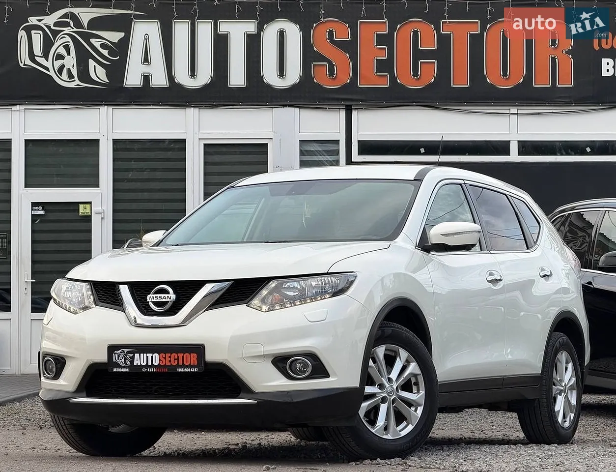 Позашляховик / Кросовер Nissan X-Trail 2016 в Харкові фото