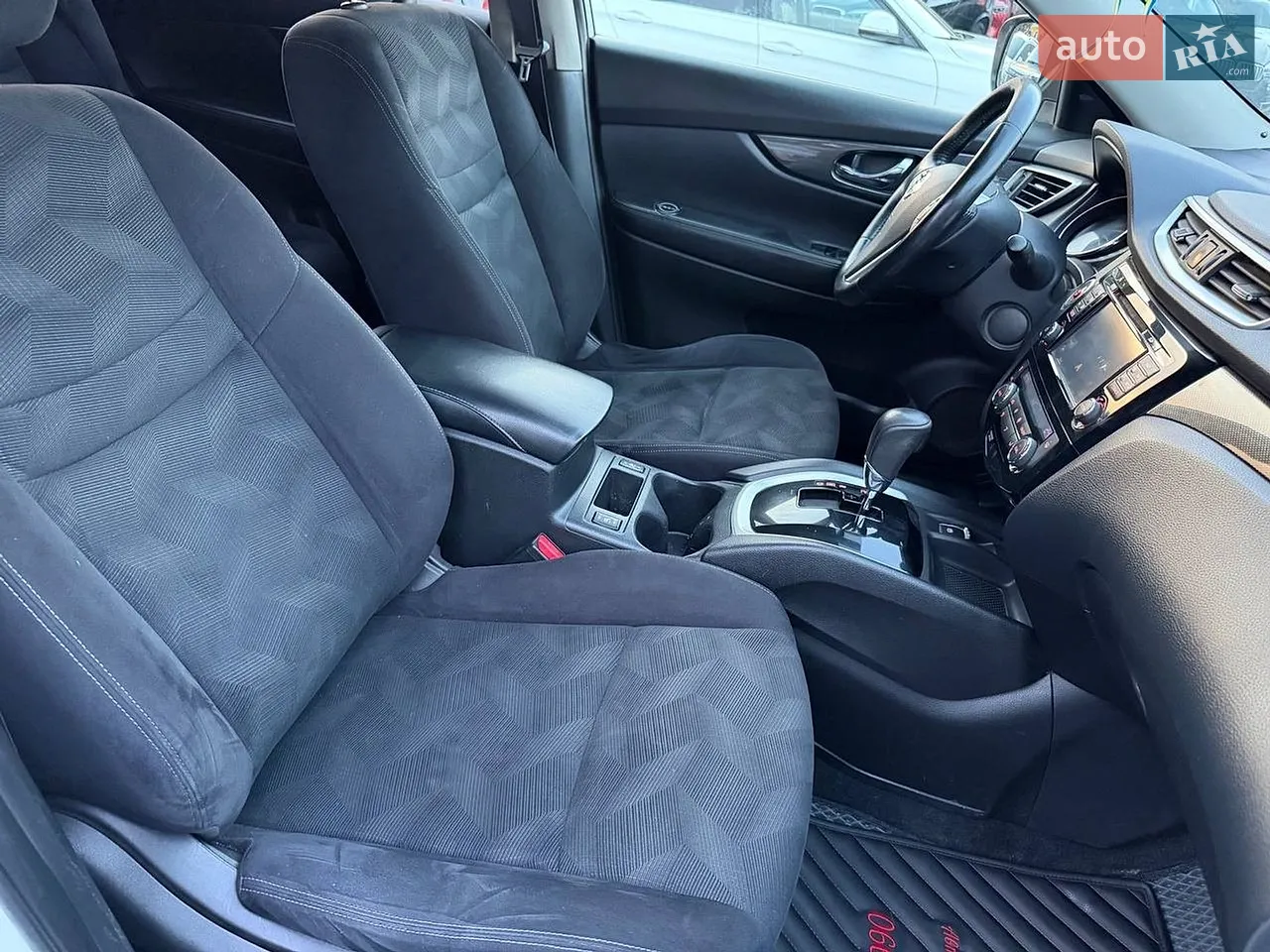Позашляховик / Кросовер Nissan X-Trail 2016 в Харкові фото 23