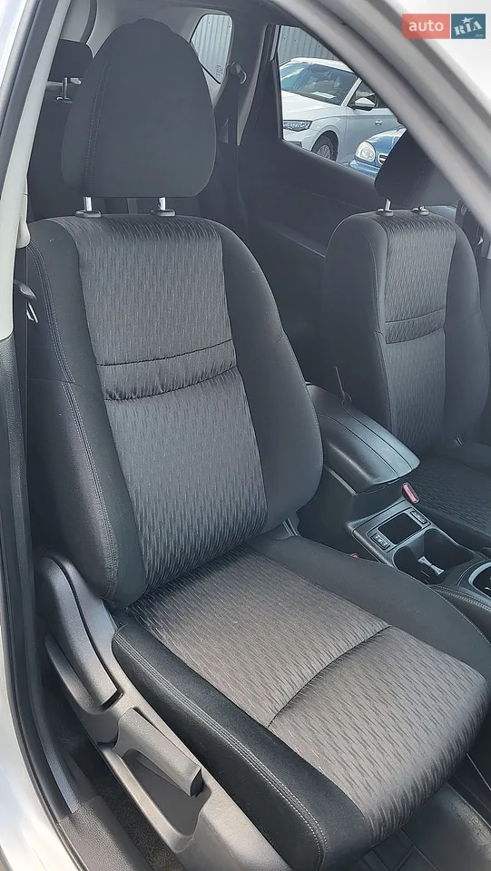 2021 Nissan X-Trail - мініатюра 5