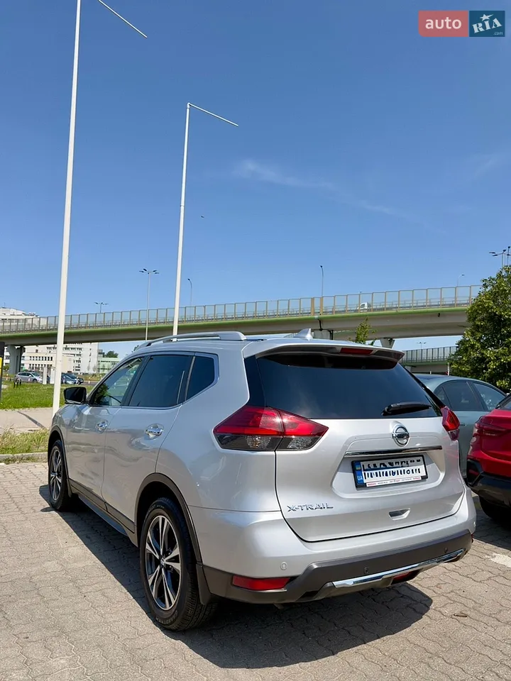 2018 Volkswagen Touareg - мініатюра 3