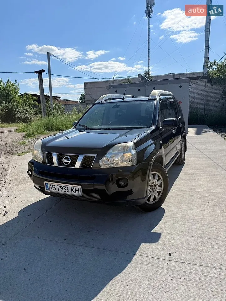 2010 Nissan X-Trail - фото 1