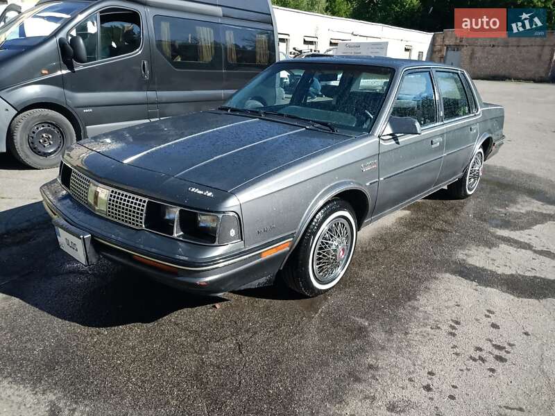 Oldsmobile Cutlass Ciera