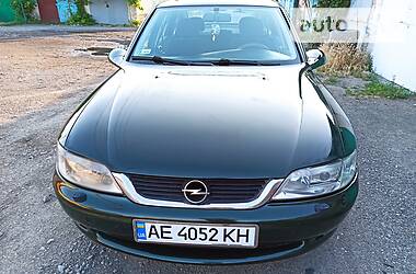 Opel  Elegance 2001