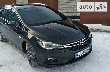 Opel  ASTRA SPORTS TOURER 2016