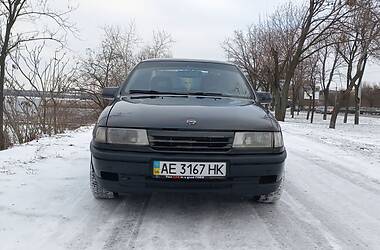 Opel   1990