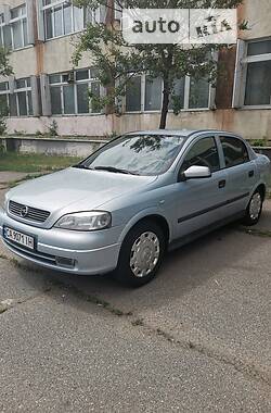 Opel   2005