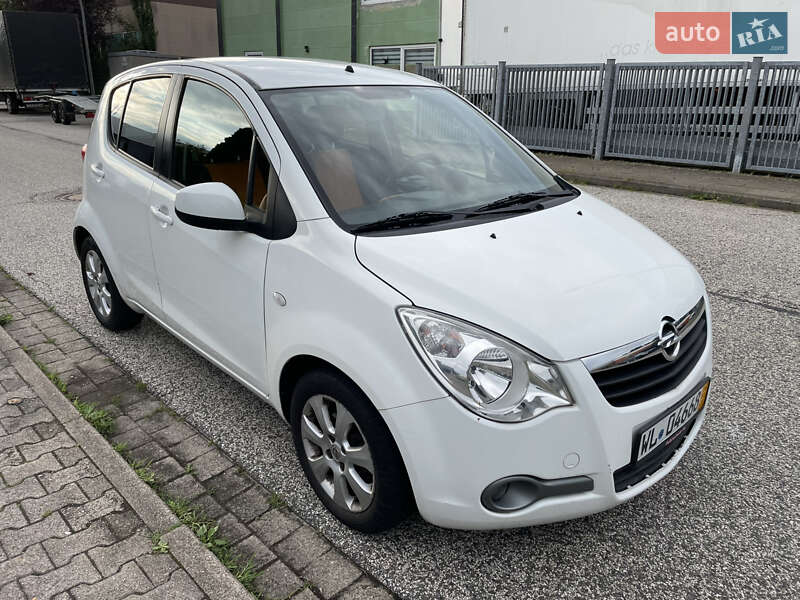 Opel Agila