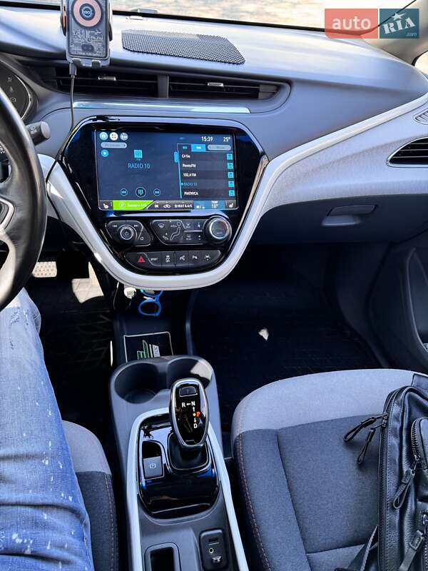 Хэтчбек Opel Ampera-e 2017 в Черновцах фото 55 Хэтчбек Opel Ampera-e 2017 в Черновцах