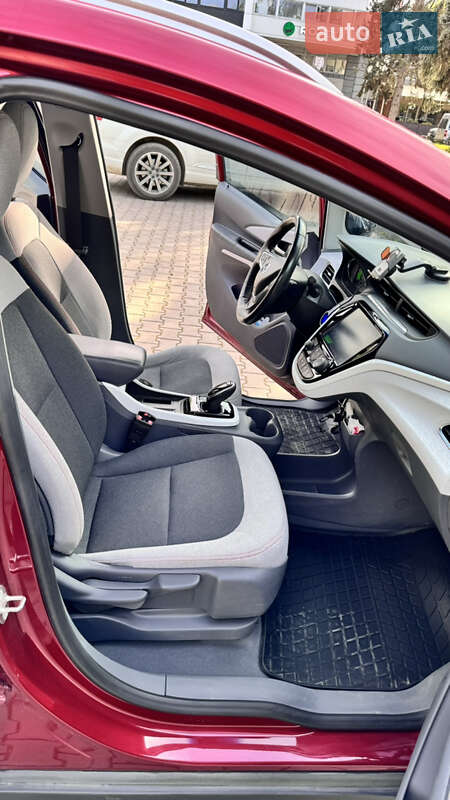 Хэтчбек Opel Ampera-e 2017 в Черновцах фото 21 Хэтчбек Opel Ampera-e 2017 в Черновцах