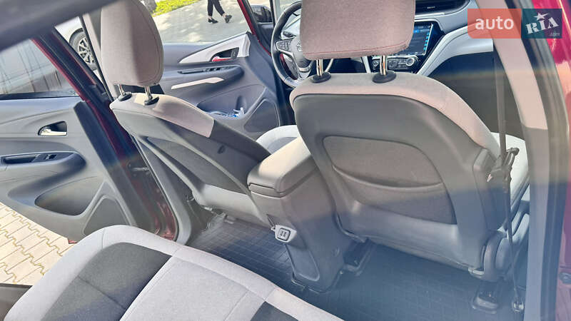 Хэтчбек Opel Ampera-e 2017 в Черновцах фото 22 Хэтчбек Opel Ampera-e 2017 в Черновцах