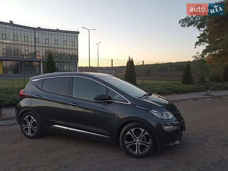 Хэтчбек Opel Ampera-e 2017 в Бродах