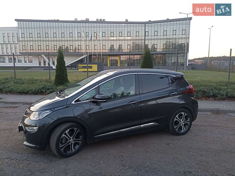 Хэтчбек Opel Ampera-e 2017 в Бродах