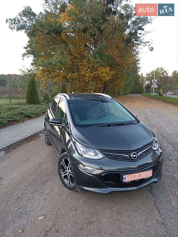 Хэтчбек Opel Ampera-e 2017 в Бродах