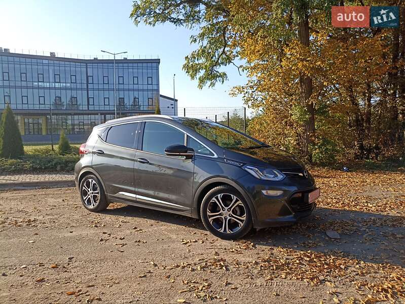Хэтчбек Opel Ampera-e 2017 в Бродах