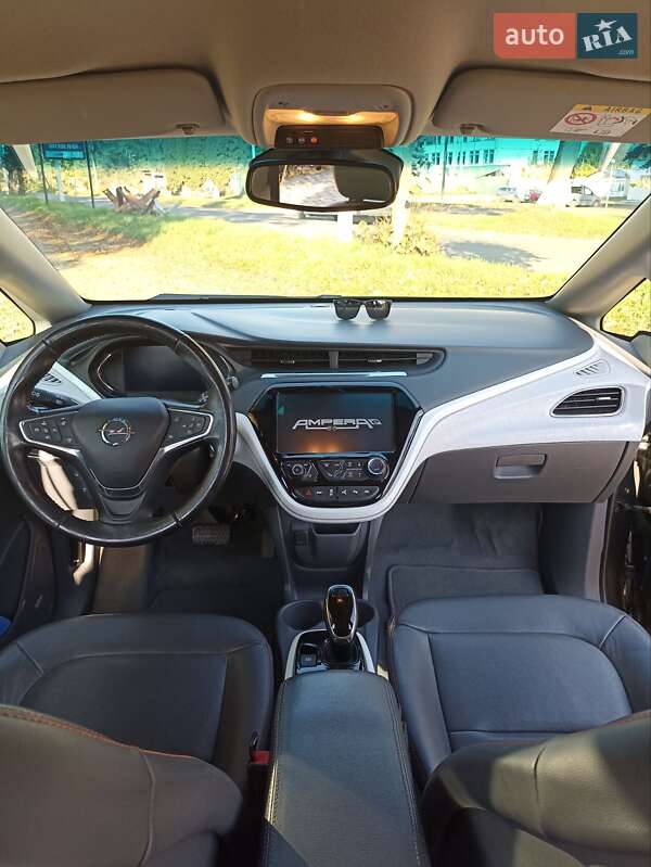 Хэтчбек Opel Ampera-e 2017 в Бродах