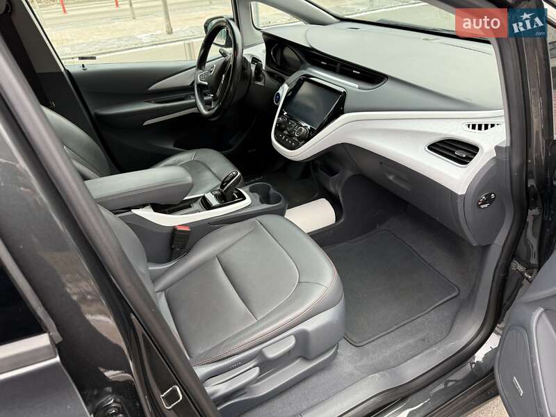 Хэтчбек Opel Ampera-e 2019 в Монастырище