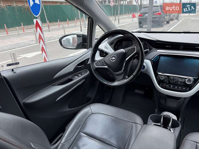 Хэтчбек Opel Ampera-e 2019 в Монастырище