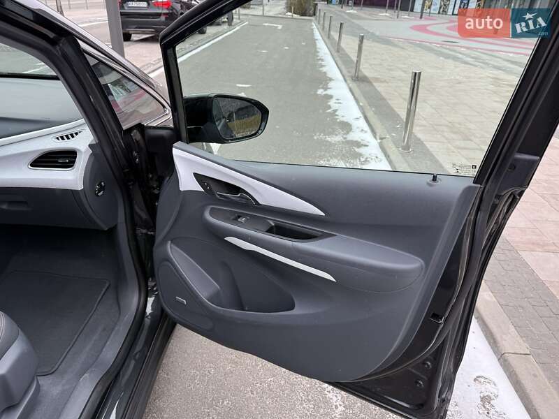 Хэтчбек Opel Ampera-e 2019 в Монастырище