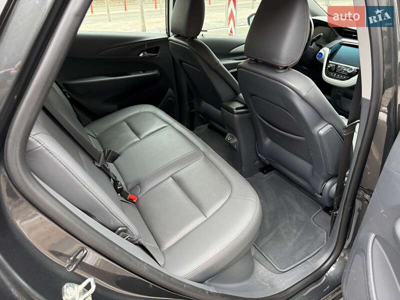 Хэтчбек Opel Ampera-e 2019 в Монастырище