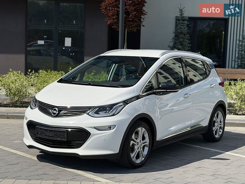 Хетчбек Opel Ampera-e 2017 в Городку