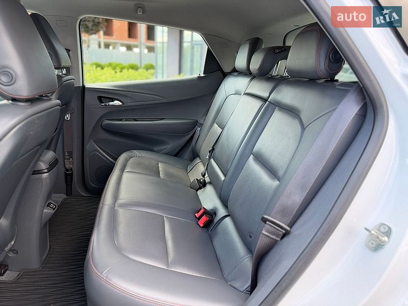 Хетчбек Opel Ampera-e 2017 в Городку