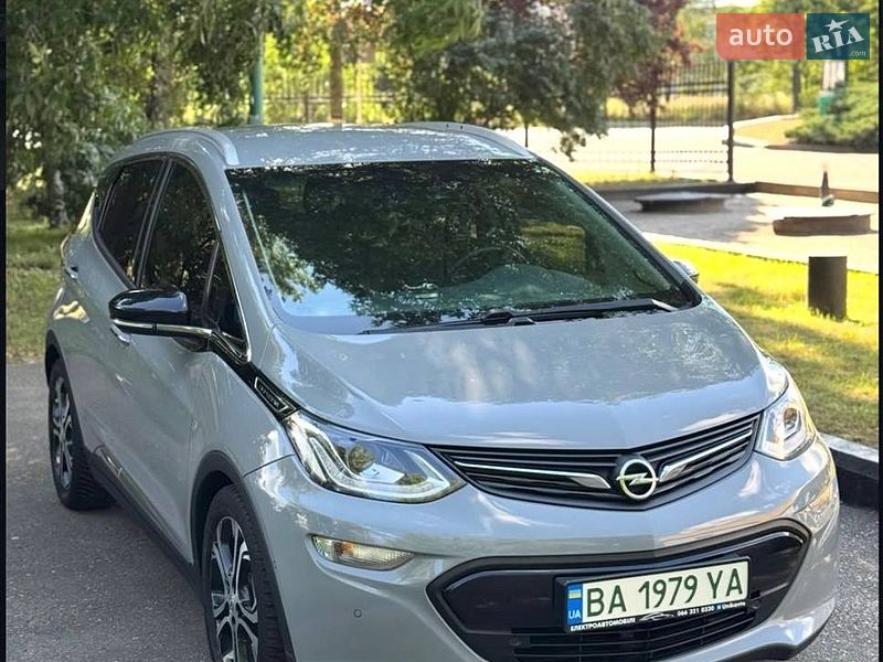 Opel Ampera-e 2019