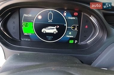 Хетчбек Opel Ampera-e 2016 в Ярмолинцях