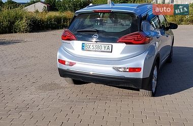 Хетчбек Opel Ampera-e 2016 в Ярмолинцях