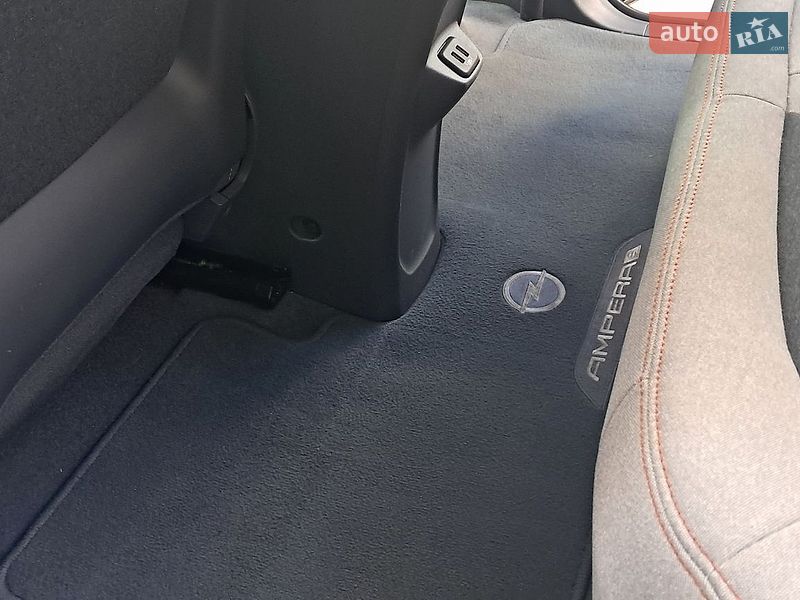 Хэтчбек Opel Ampera-e 2019 в Ровно