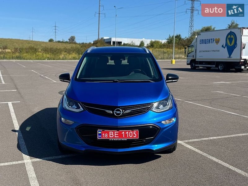 Хэтчбек Opel Ampera-e 2017 в Ровно