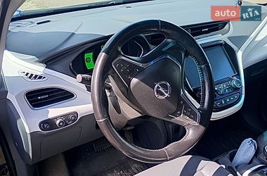 Хэтчбек Opel Ampera-e 2017 в Берёзовке