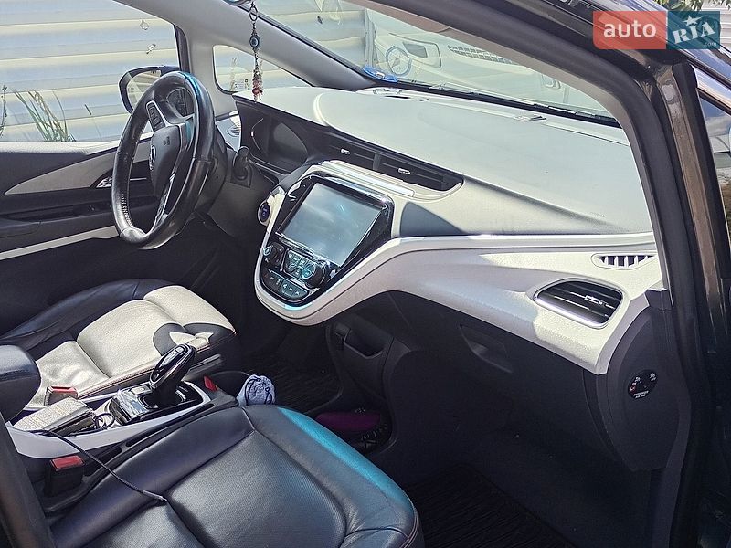 Хэтчбек Opel Ampera-e 2017 в Берёзовке