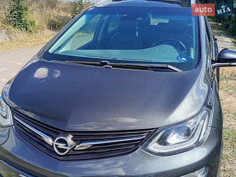 Хэтчбек Opel Ampera-e 2017 в Берёзовке