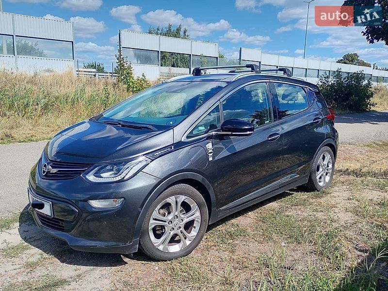 Хэтчбек Opel Ampera-e 2017 в Берёзовке