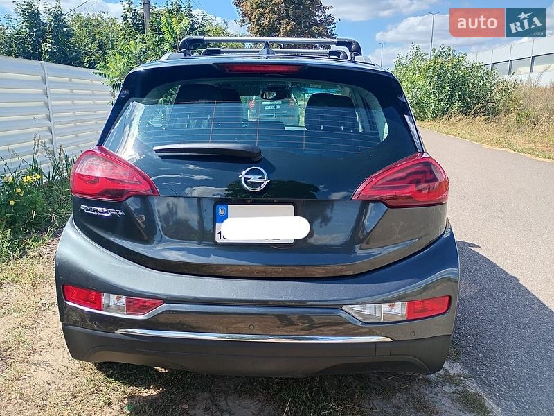 Хэтчбек Opel Ampera-e 2017 в Берёзовке