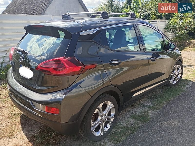 Хэтчбек Opel Ampera-e 2017 в Берёзовке