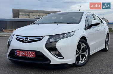 Opel Ampera 2012