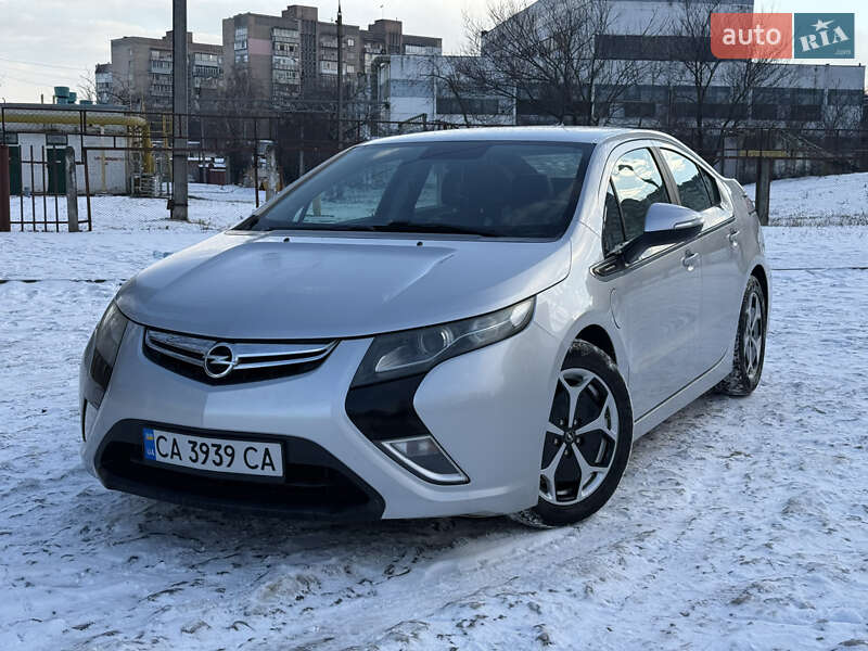 Легковые Opel Ampera