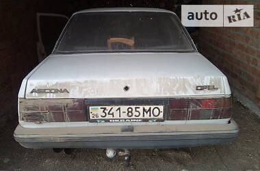 Opel Ascona  1988